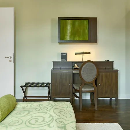 Elbresidenz An Der Therme Ξενοδοχείο 5*