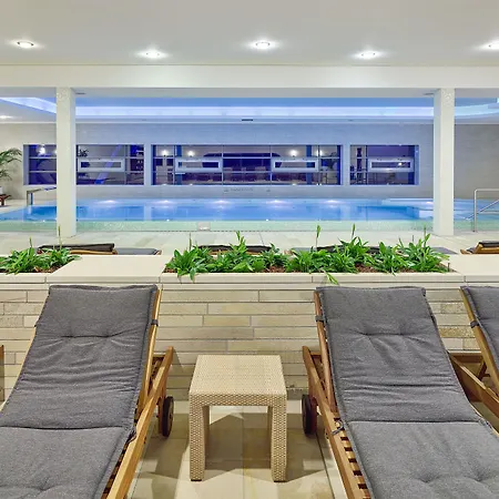 Elbresidenz An Der Therme バート・シャンダウ