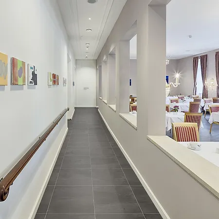 ホテル Elbresidenz An Der Therme バート・シャンダウ