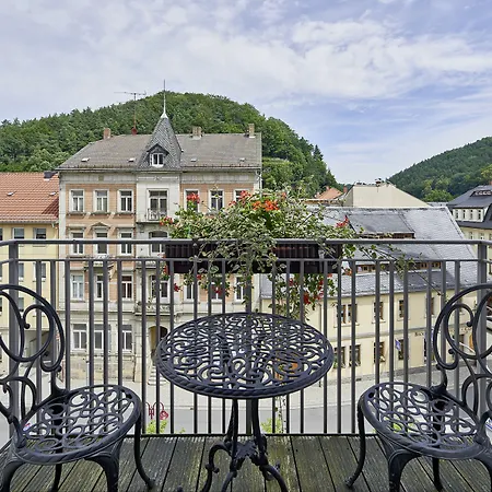ホテル Elbresidenz An Der Therme