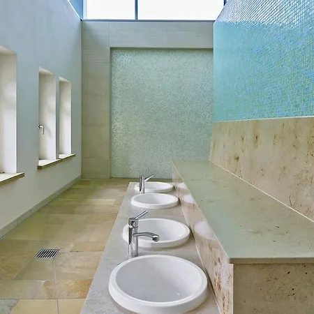 Elbresidenz An Der Therme ホテル バート・シャンダウ