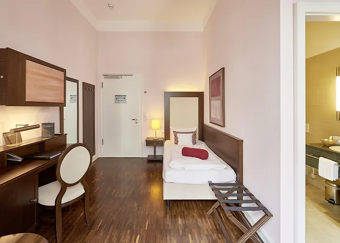 Hotel Elbresidenz An Der Therme 5*